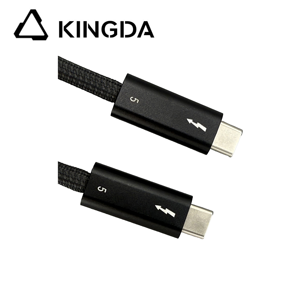 Thunderbole 5:n alumiinikotelokaapeli